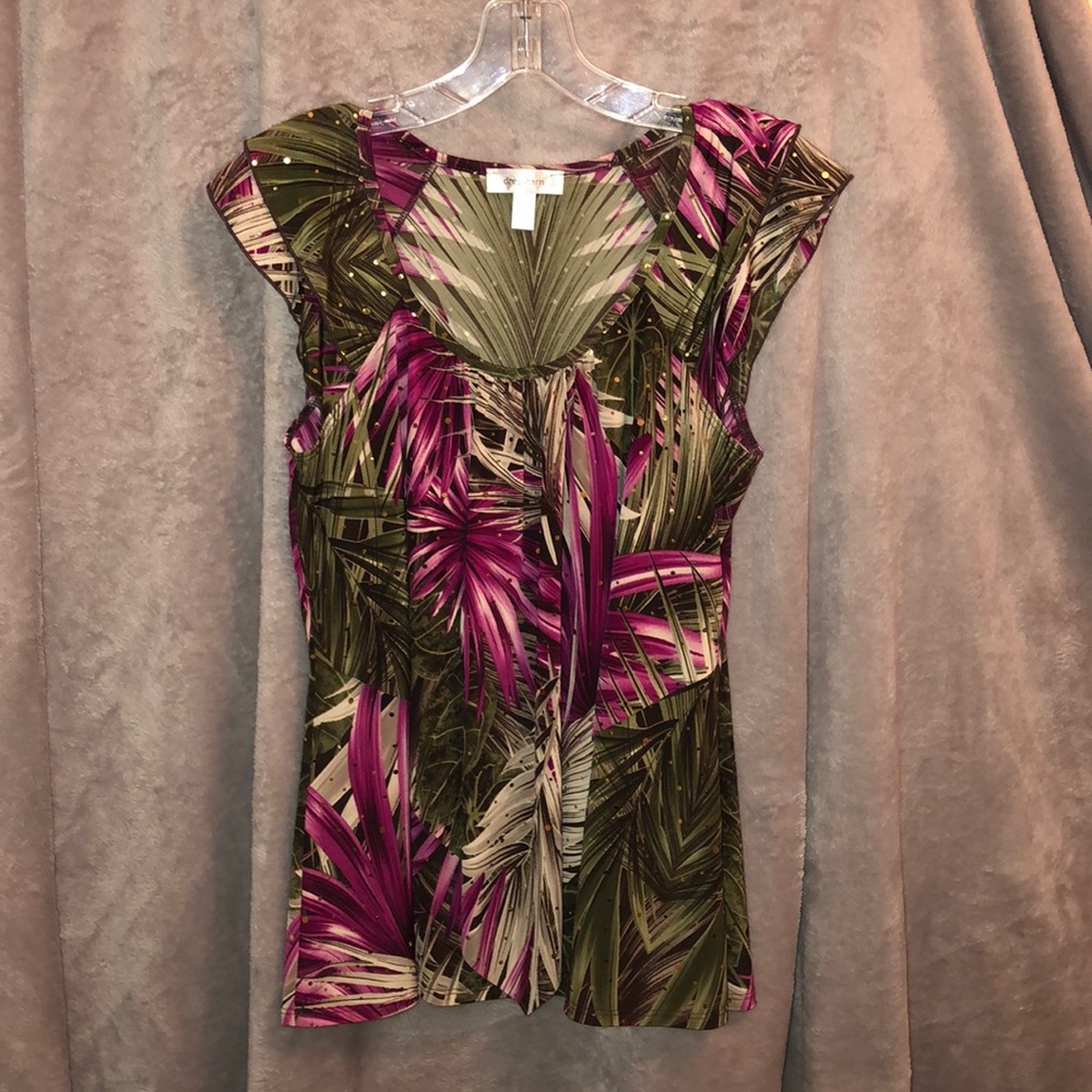 Dressbarn floral blouse with sequence